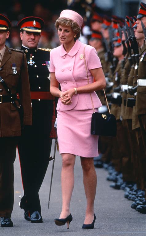 jacqueline kennedy pink chanel suit|jackie kennedy funeral outfit.